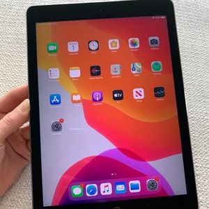 iPad Air 2 (excellent Condition) Like New
